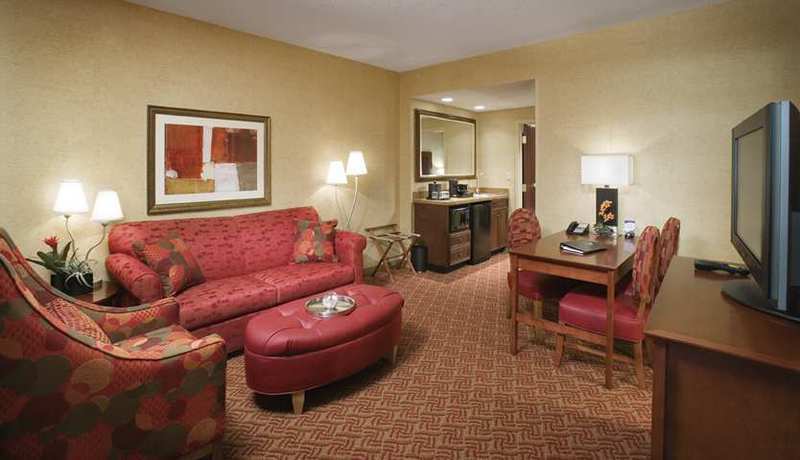 Embassy Suites San Marcos Hotel Conference Center Oda fotoğraf