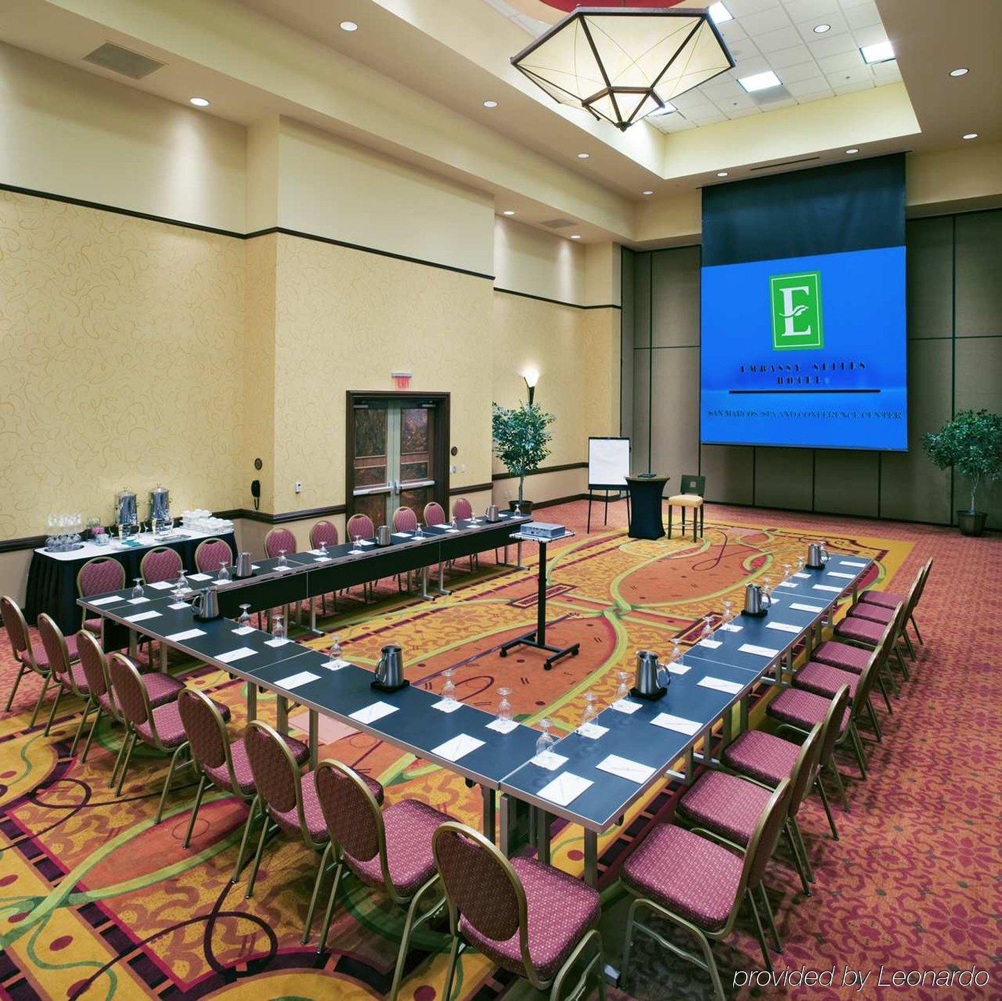 Embassy Suites San Marcos Hotel Conference Center Konforlar fotoğraf